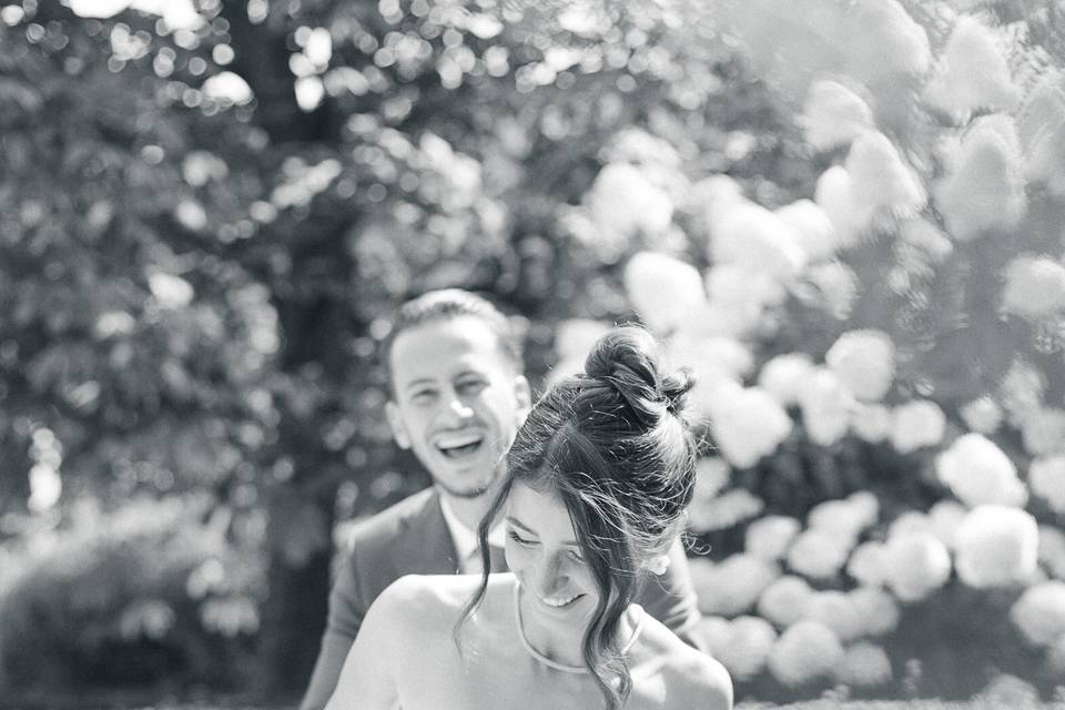 An intimate summer engagement