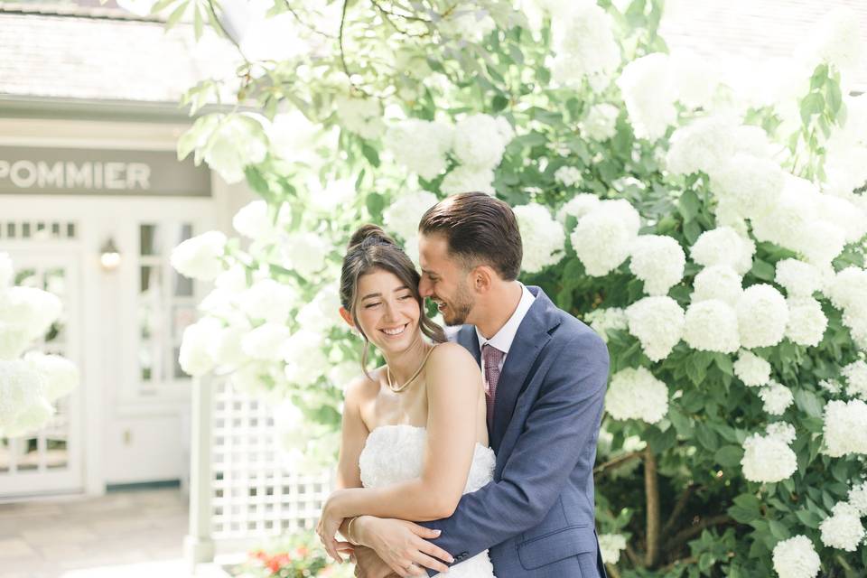 An intimate summer engagement