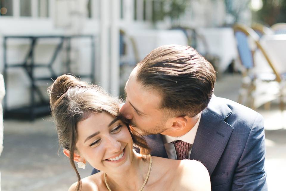 An intimate summer engagement