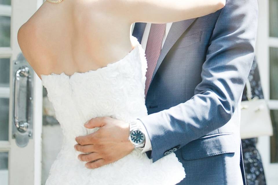 An intimate summer engagement