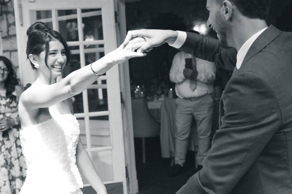 An intimate summer engagement