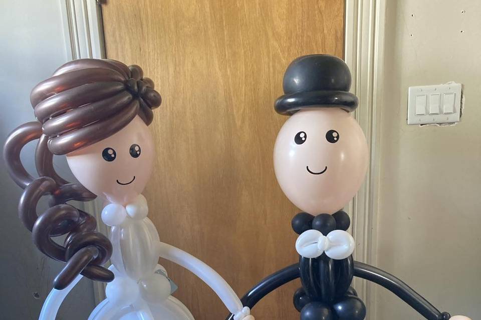Bride and Groom Sculpture