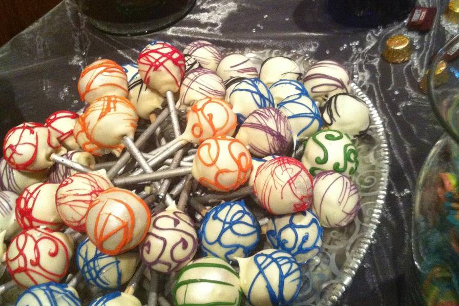 cake pop favors.JPG