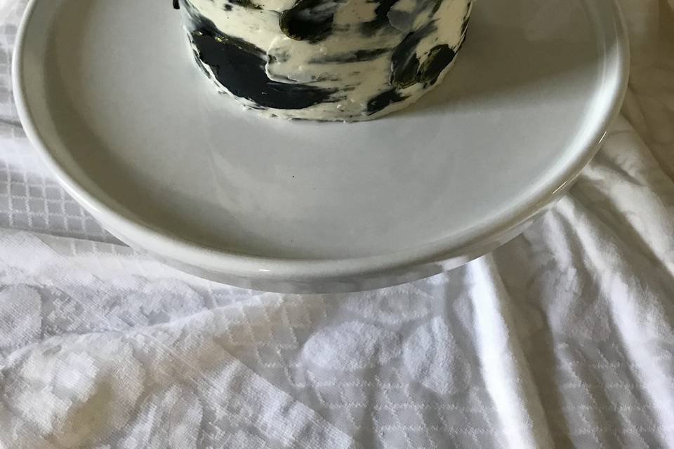 Black and white Cake