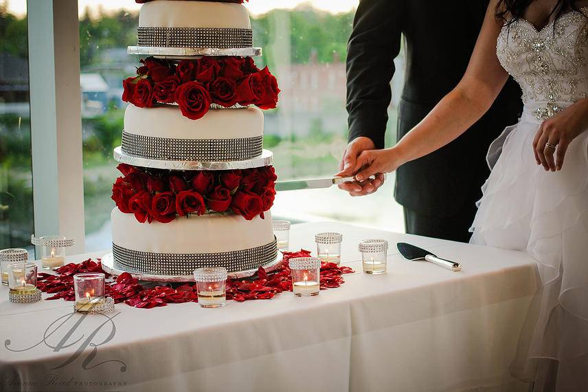 S&V Cake Cutting