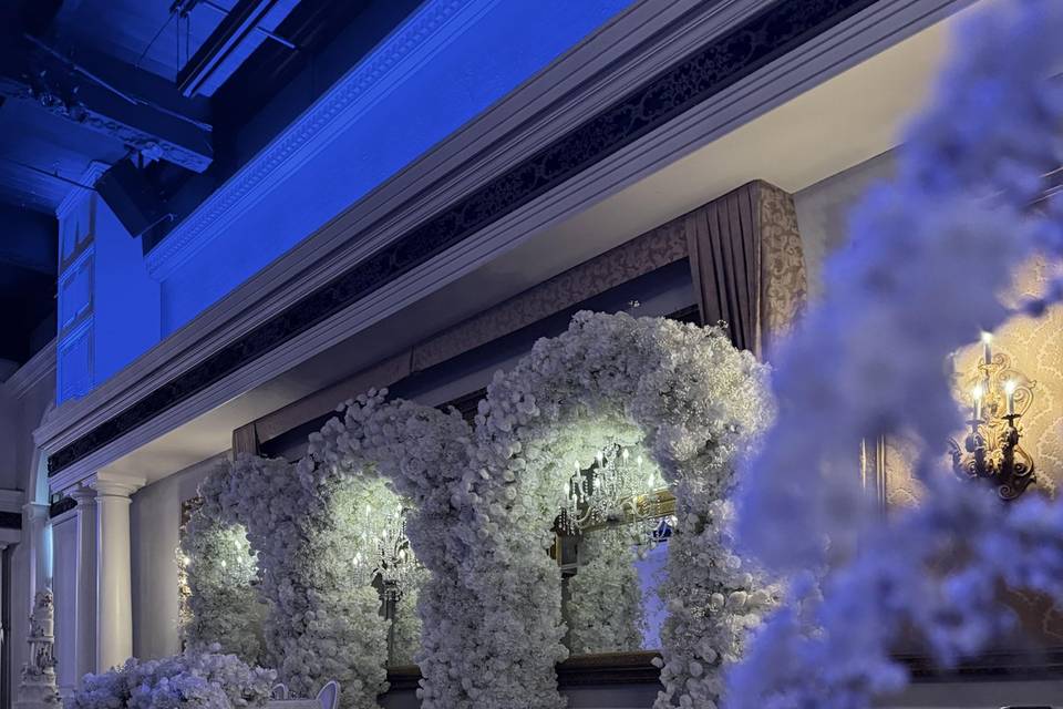 Luxe monochromatic florals