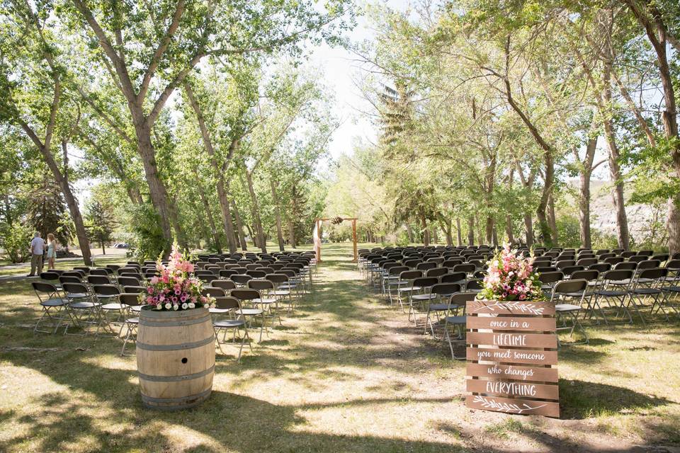 Out door ceremony for 250