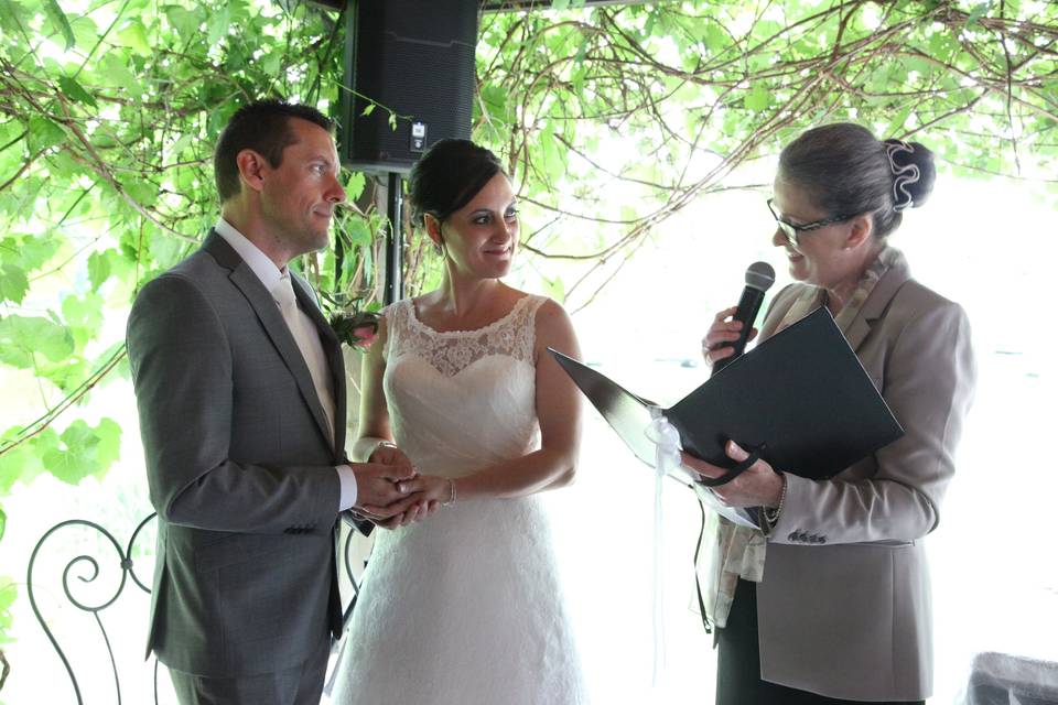 Lyne Bilodeau - Life Cycles Officiant