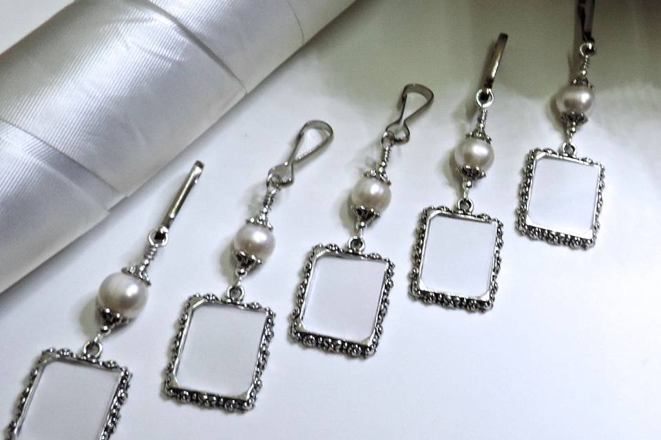 Wedding bouquet photo charm