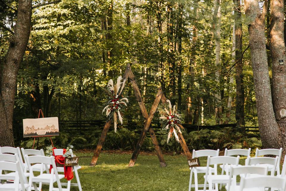 Forest Backdrop Ceremony