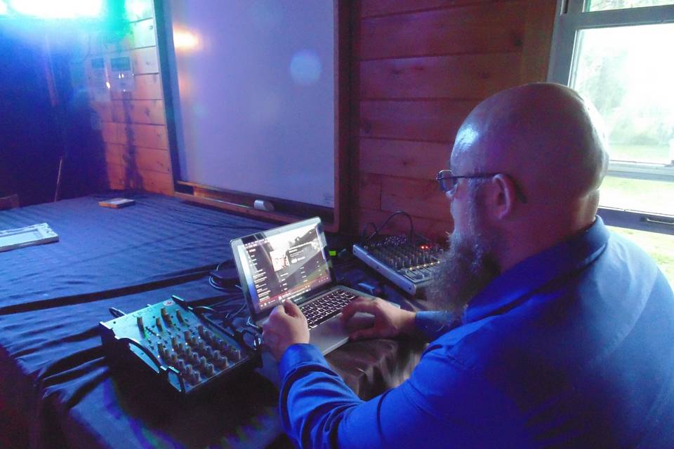 Dj Services