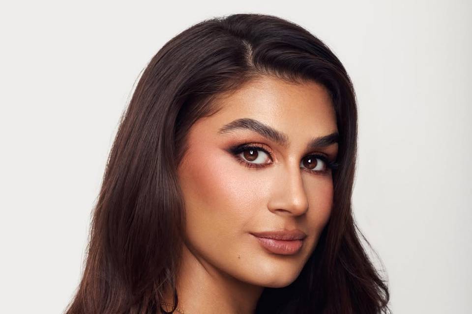 Follow on IG Glammeuptoronto