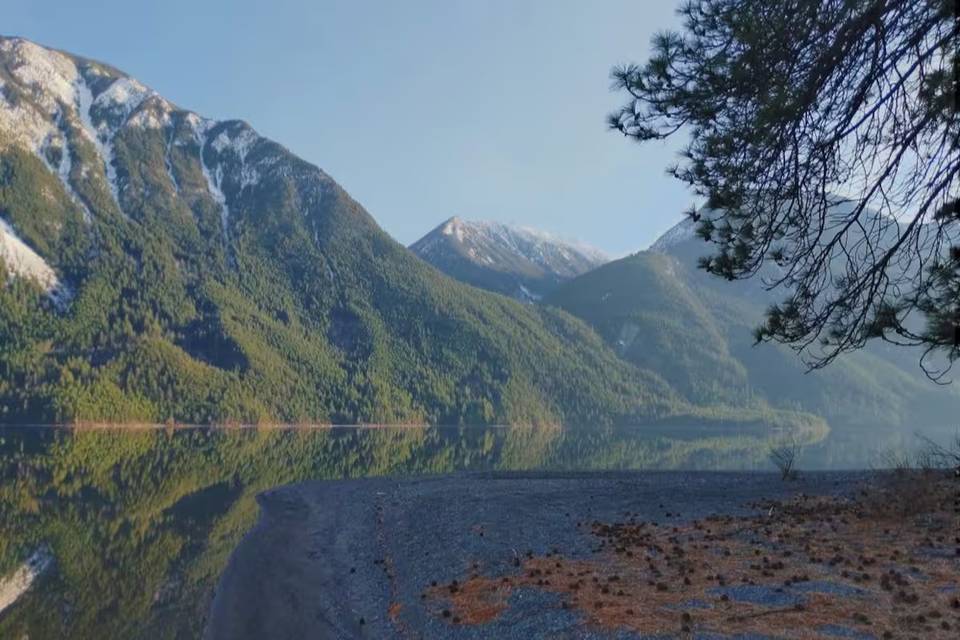 Anderson Lake Weddings
