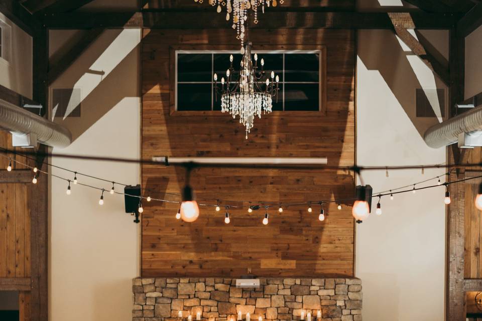 Wintery ceremony vibes