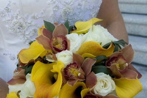 Orange and white bouquet