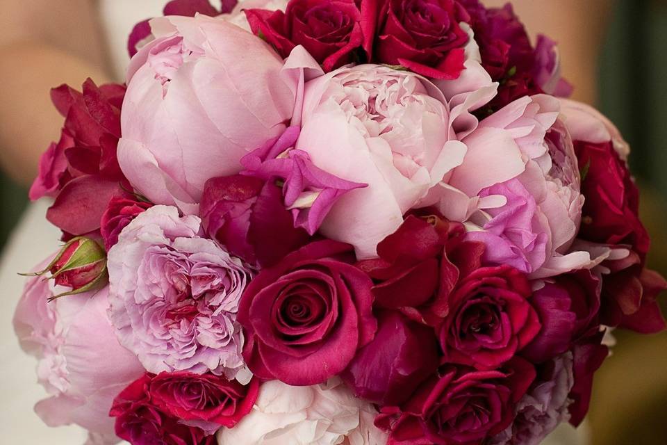 Peony and rose bouquet
