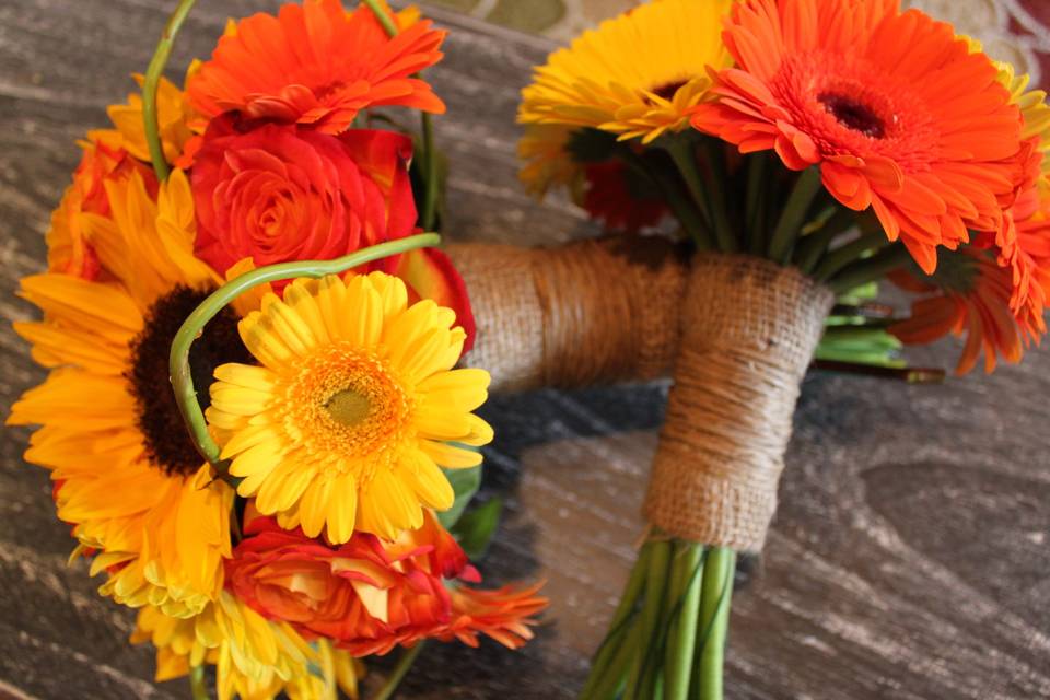 Summer sunflowers and gerbera