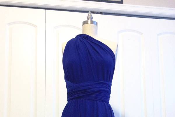 Hi-Lo bridesmaid dress, Sidney, British Columbia