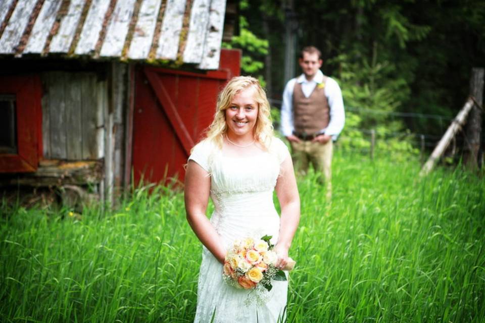 Lumby, BC wedding couple