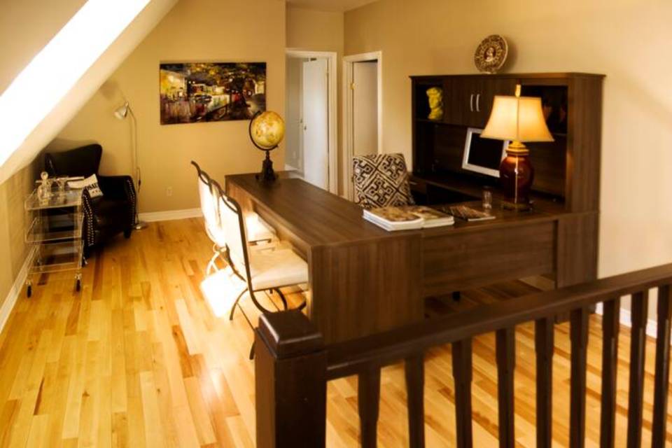 Spacious Cumberland Villa Stay & Events