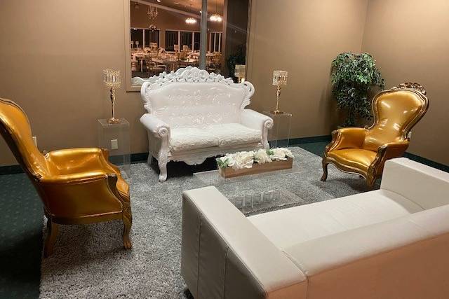 Lounging area