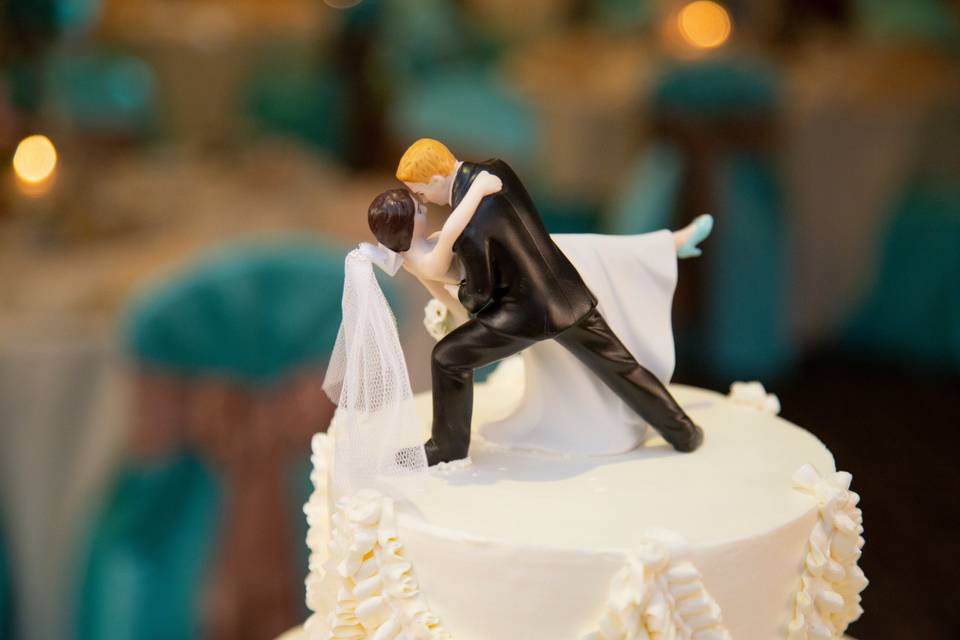 Wedding cake toppers