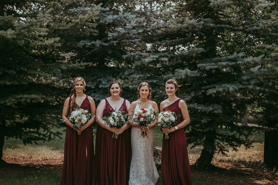 Bride's gals