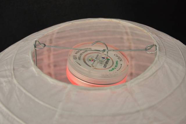 Paper lantern puck light