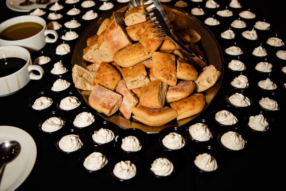 Bread platter