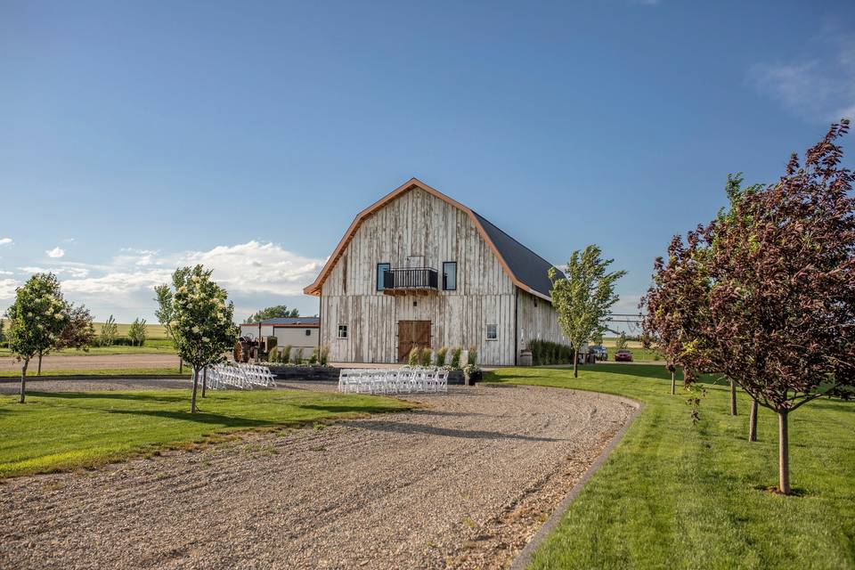 Countryside Barn