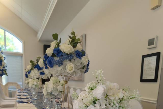 Dreamy table settings