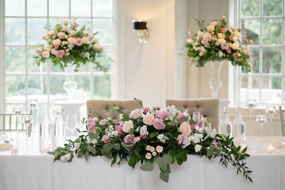 Head table Design