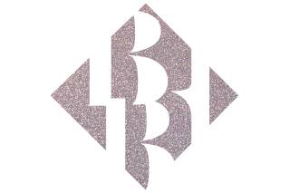 Le Bridal Booth