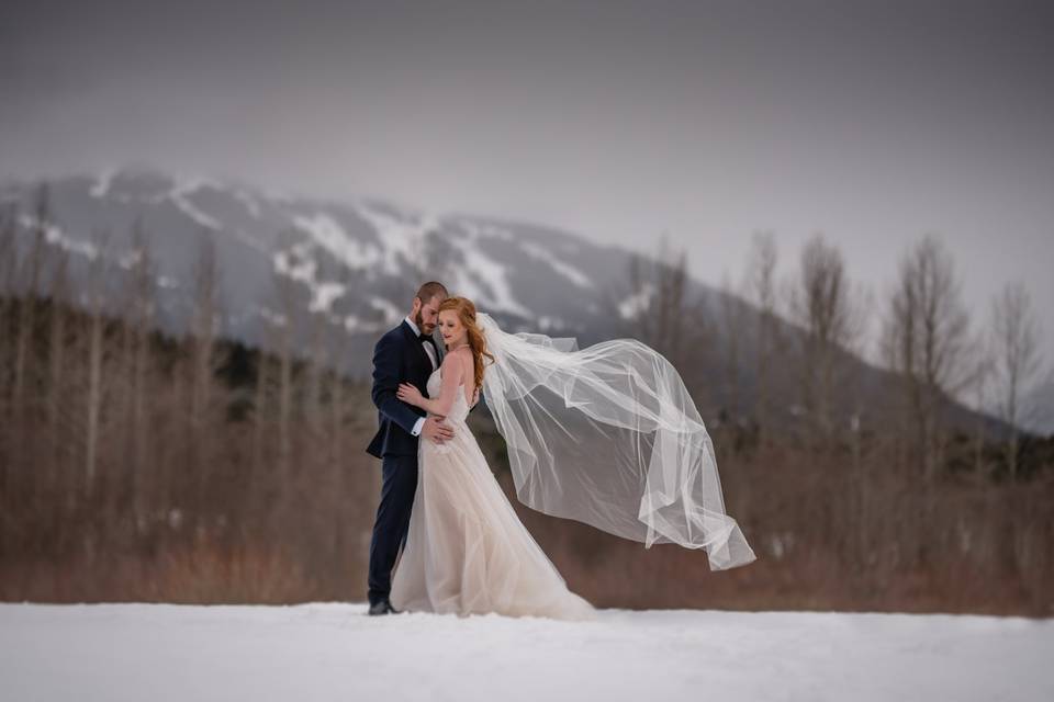 Winter Wedding Couple