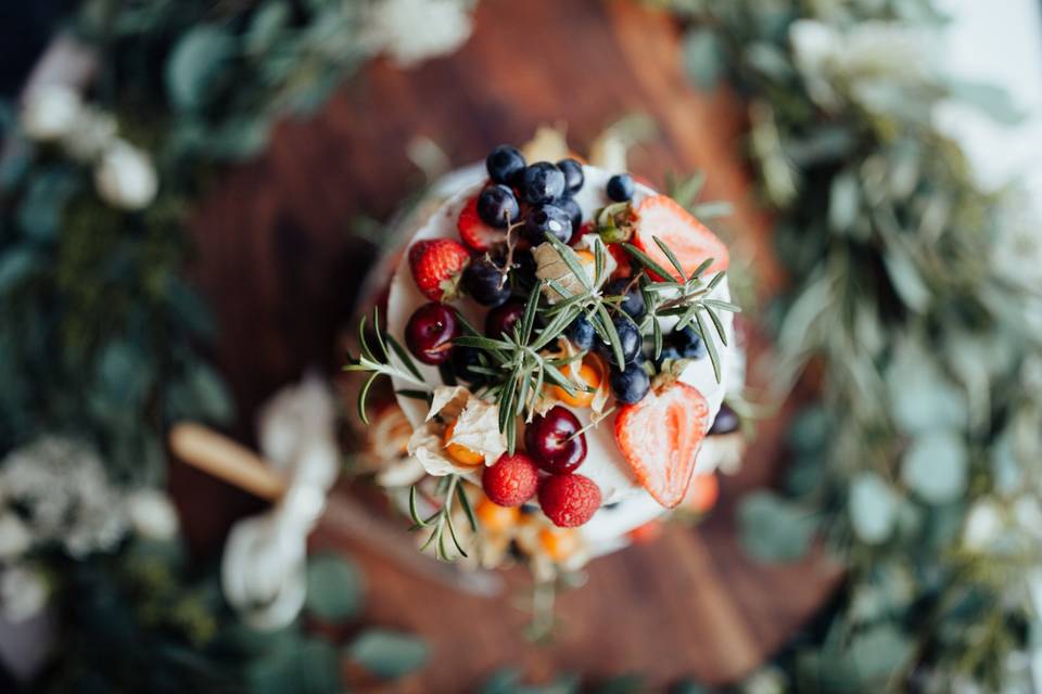 Wedding cake - Nicole Durkan Photography