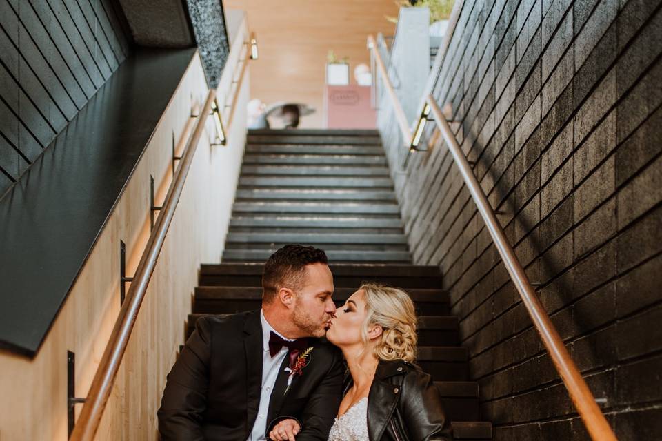 A kiss on the stairs - Nicole Durkan Photography