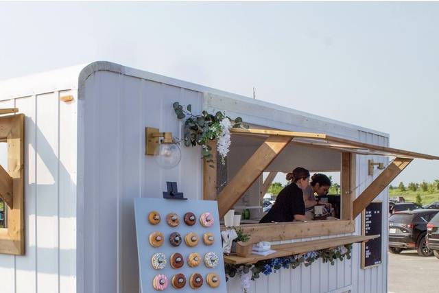 Adi & Evies Mobile Bar