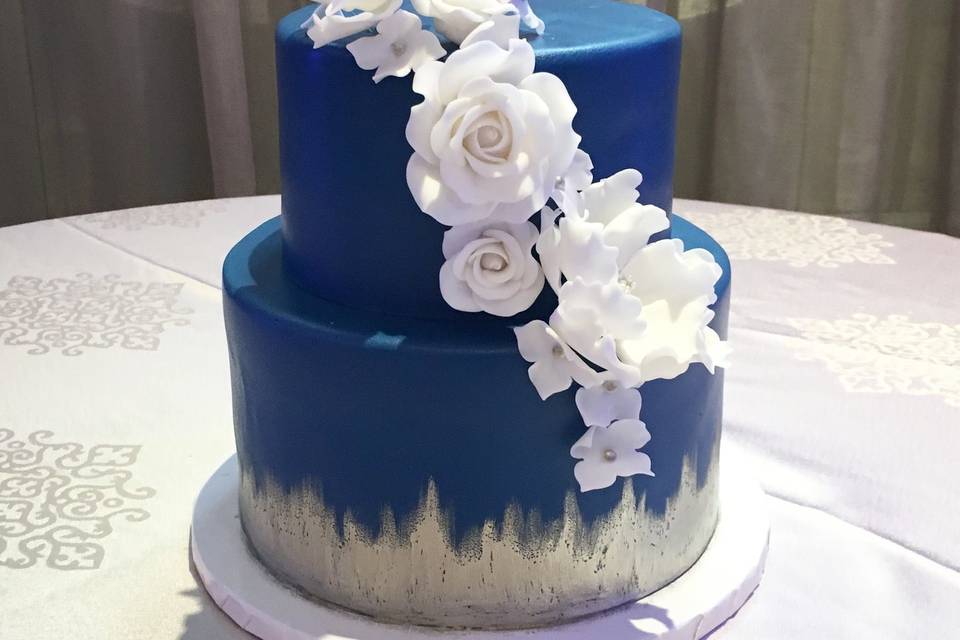 Navy Gold Brush Floral Cake