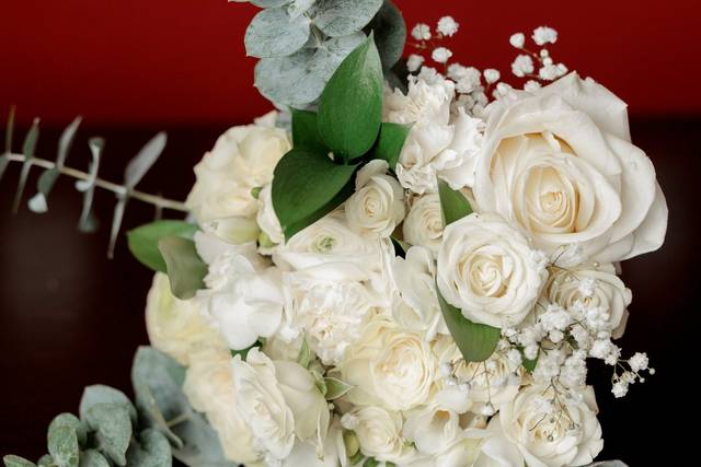 The Flower Shop Co. Flowers Oakville Weddingwire.ca