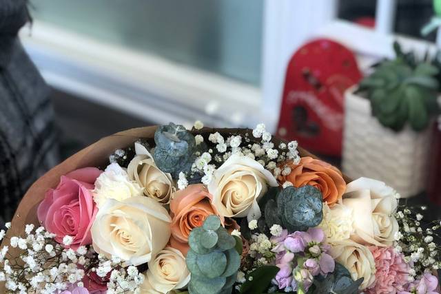 The Flower Shop Co. Flowers Oakville Weddingwire.ca