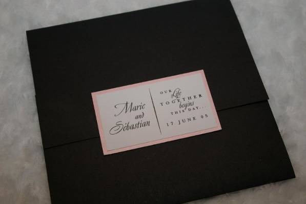 Lady Luxe Invitation Boutique