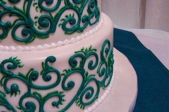 Custom wedding cake design