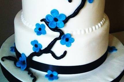 Custom floral wedding cake