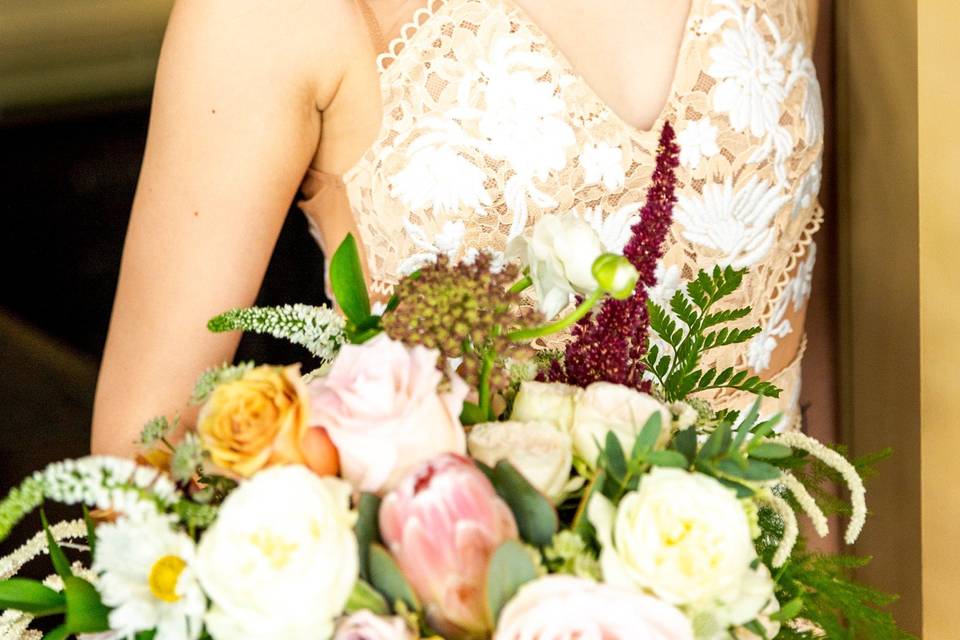 Flower crown and bouquet