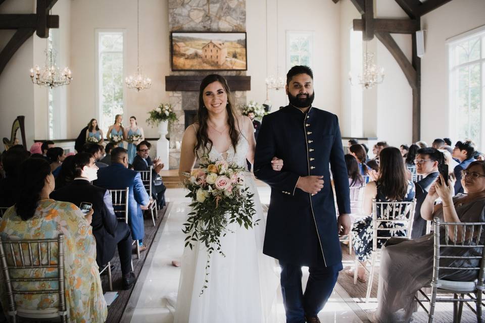 Cascading Bouquet