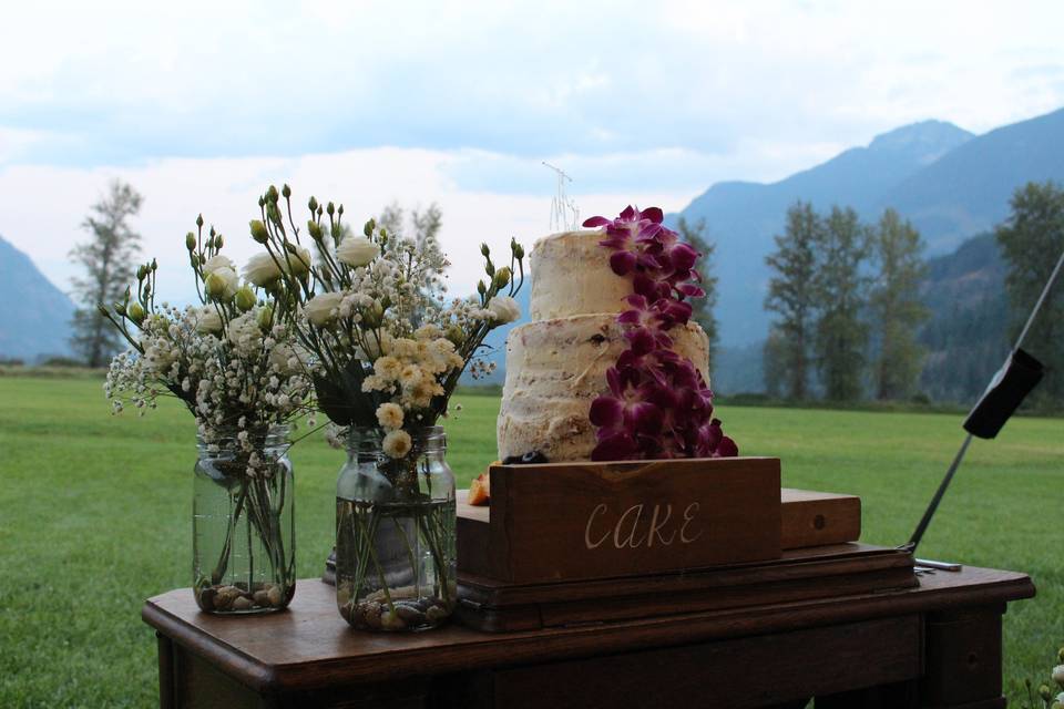 Lemon mascarpone wedding cake