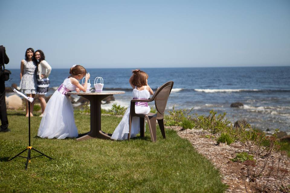 Flowergirls enjoying a break