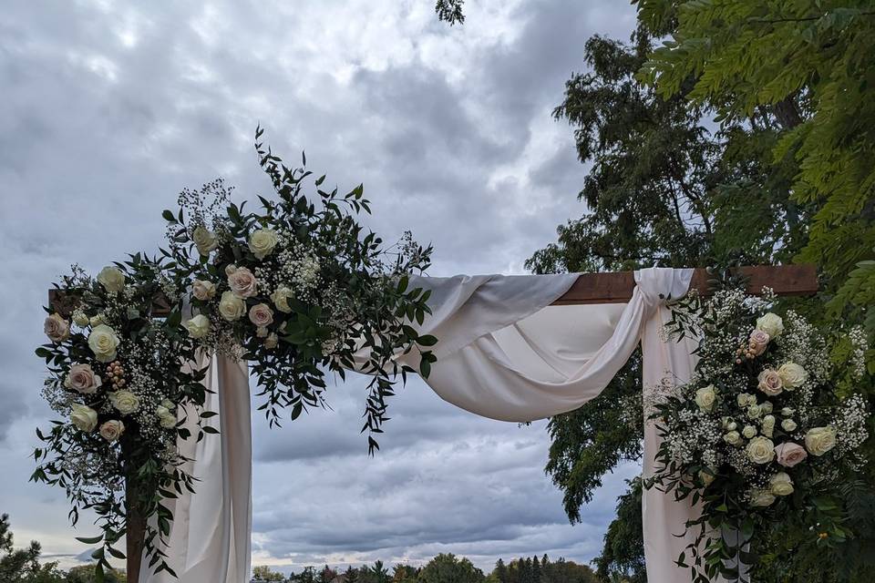 Elegant Whites and Greens