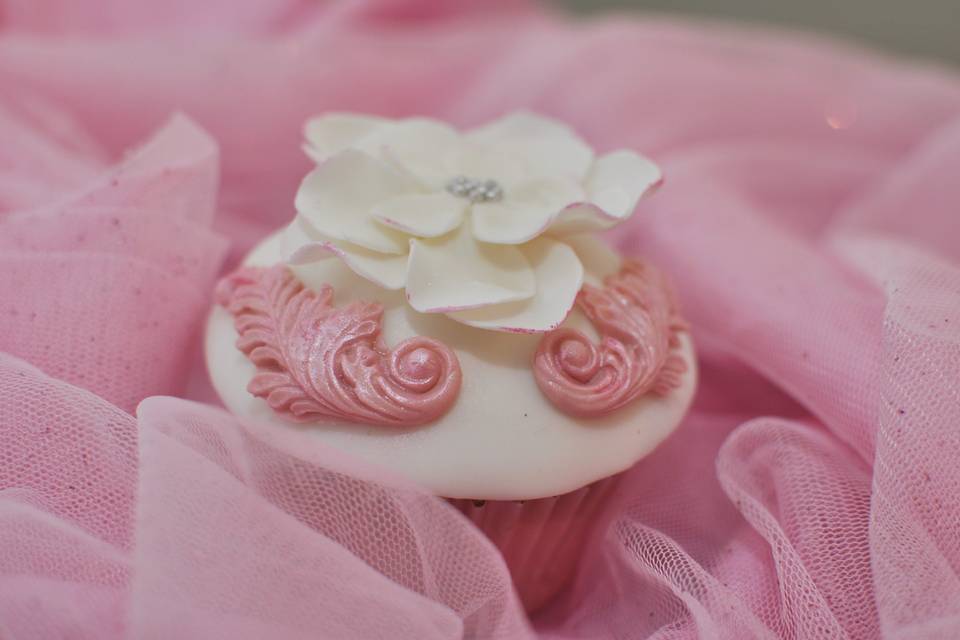 Wedding cupcake vancouver