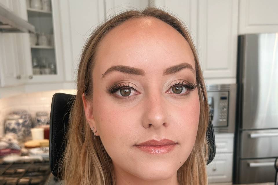 Bridesmaid - Neutral eye pop